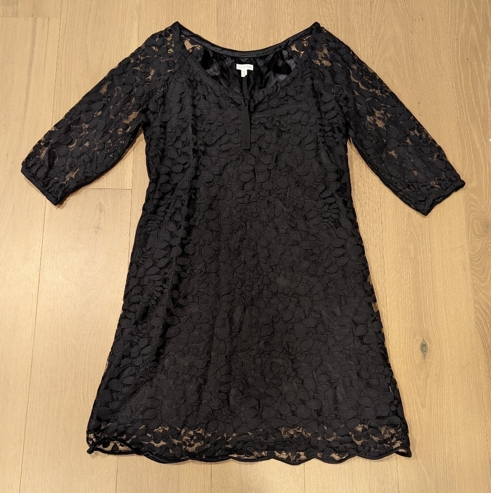 Elegant Black Lace Dress